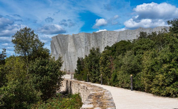 location bus, bus avec chauffeur, car scolaire,Voyage scolaire Ardèche Grotte Chauvet