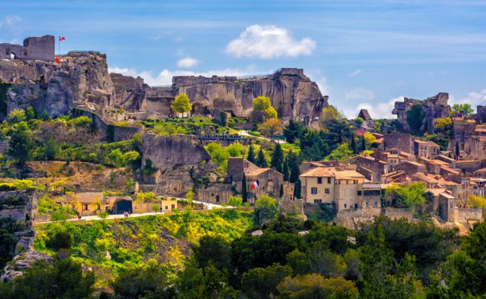 location bus, bus avec chauffeur, car scolaire,, Voyage scolaire Provence Les Baux