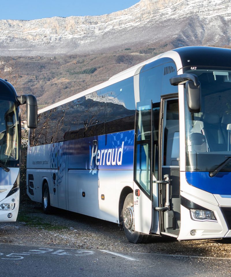 location bus, bus avec chauffeur, car scolaire, Groupe Perraud, Savoir Faire Perraud