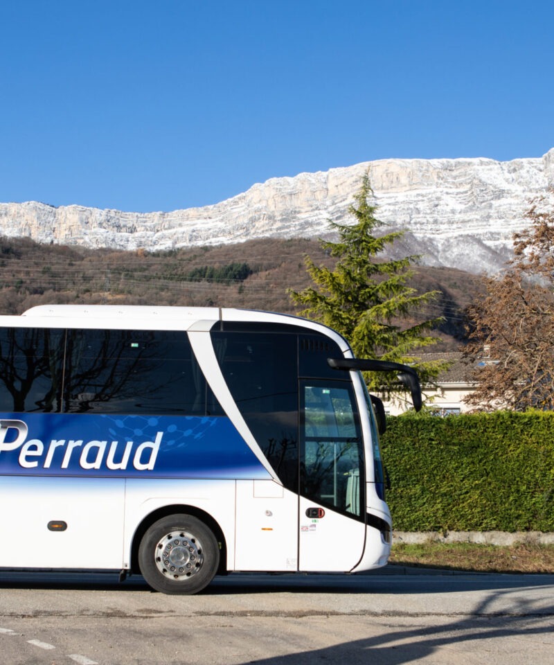 Les solutions de transport pour les voyages scolaires en bus