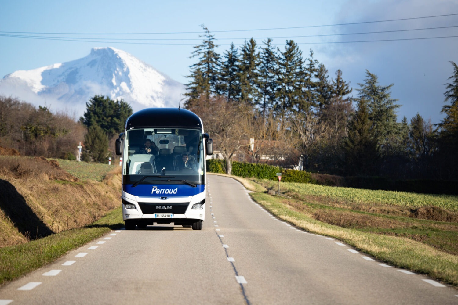 Perraud Les solutions Perraud pour les voyages scolaires en bus